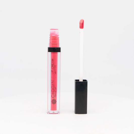 LIP CREAM MATTE - Flüssiger Lippenstift | First Magenta