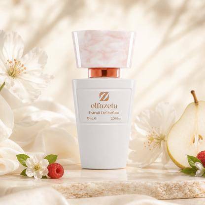 Olfazeta Parfüm No. 080 mit Birne, Beeren und Blüten in heller Produktinszenierung