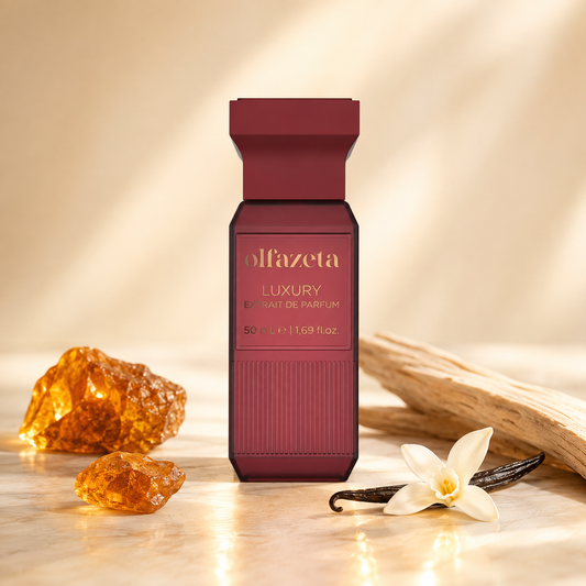 Olfazeta Parfüm No. 118 mit Amber und weißen Blüten in heller Produktinszenierung