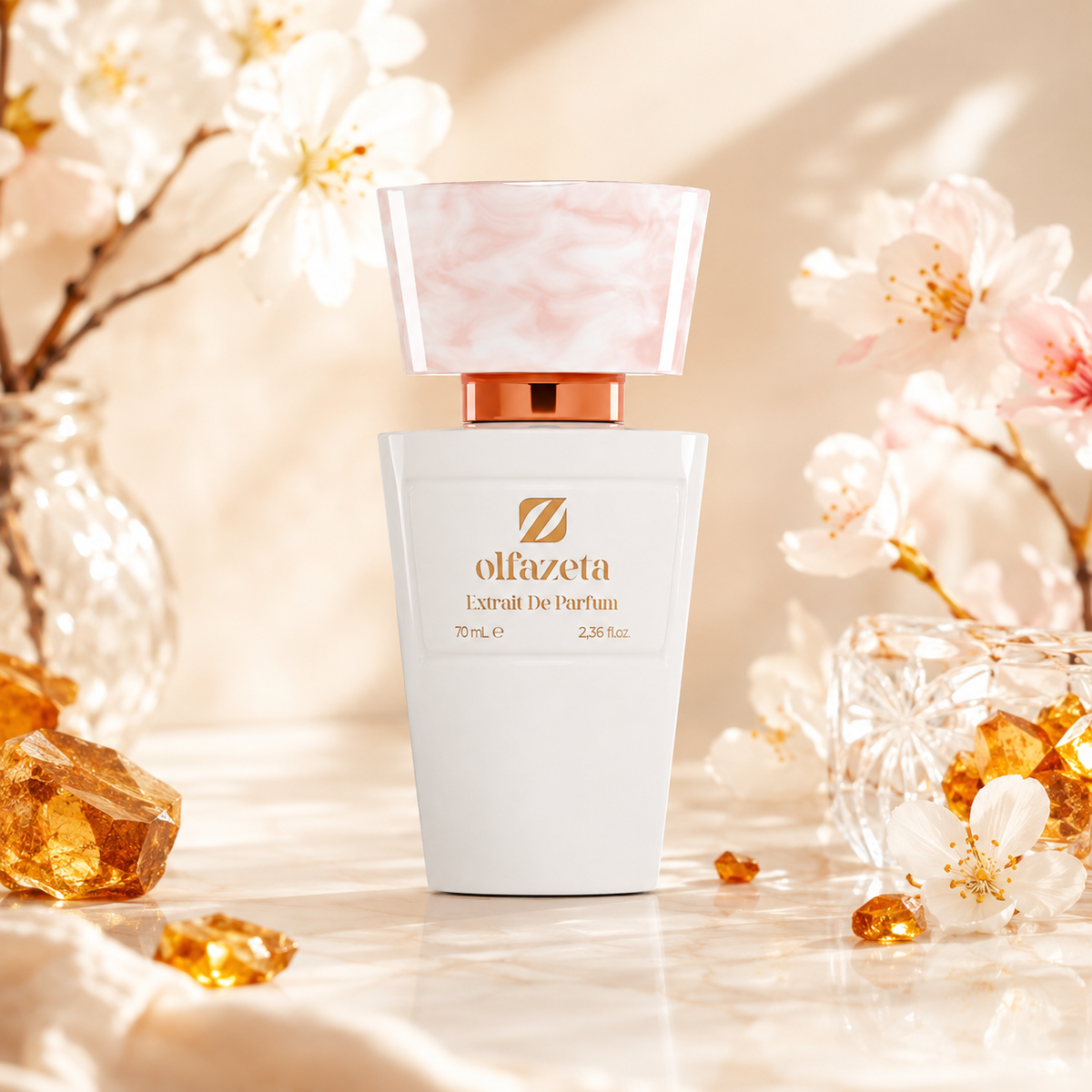 Olfazeta Parfüm No. 133 mit Amber und Blüten in heller Produktinszenierung